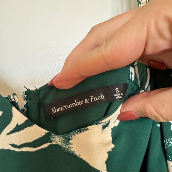 Abercrombie & Fitch Ruffle Tiered Maxi Dress, Green, Size S - Picture 4 of 10